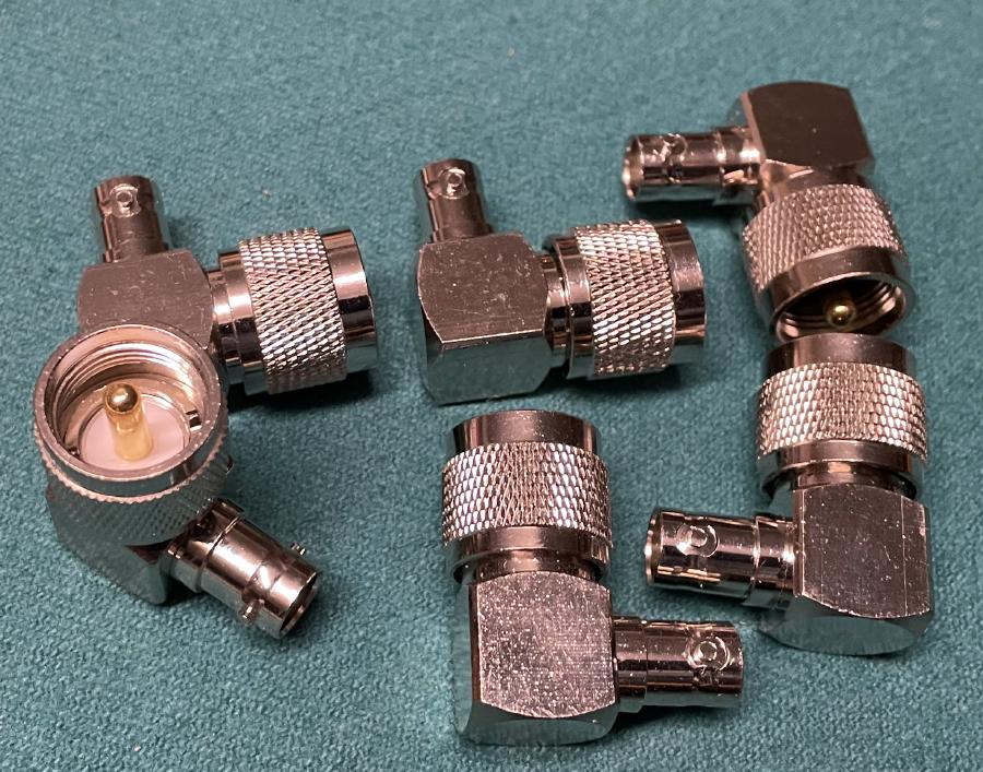 PL259 TO BNC RIGHT ANGLE ADAPTER